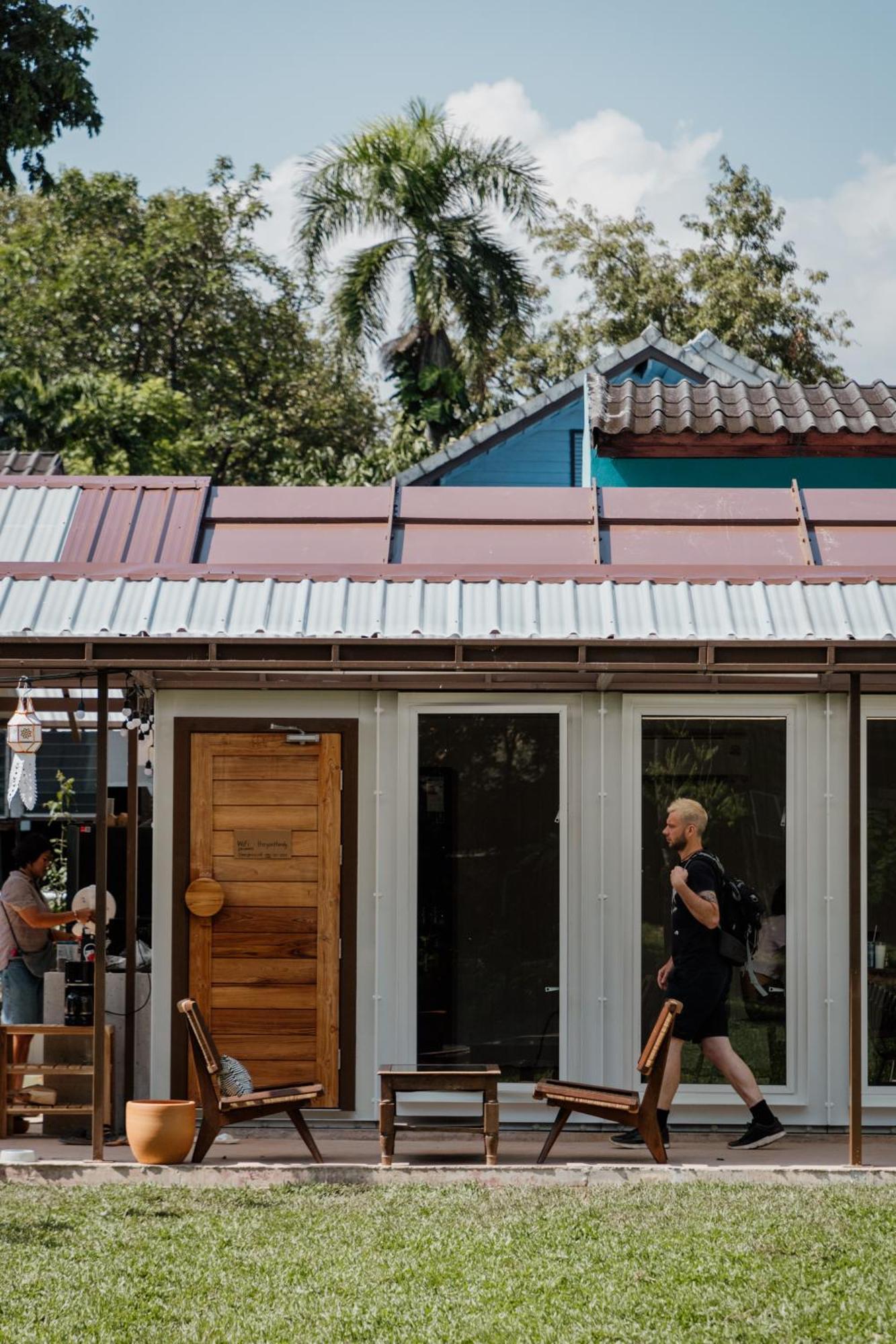 The Yard Hostel Chiang Mai Extérieur photo