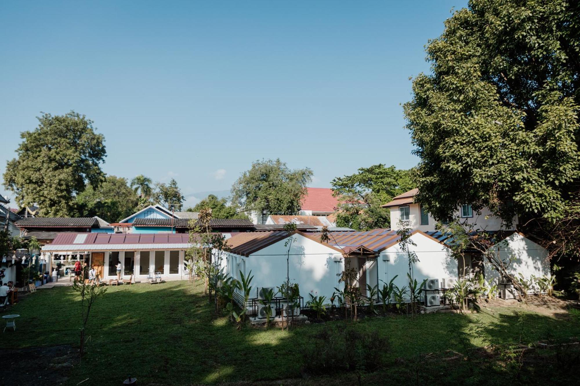 The Yard Hostel Chiang Mai Extérieur photo